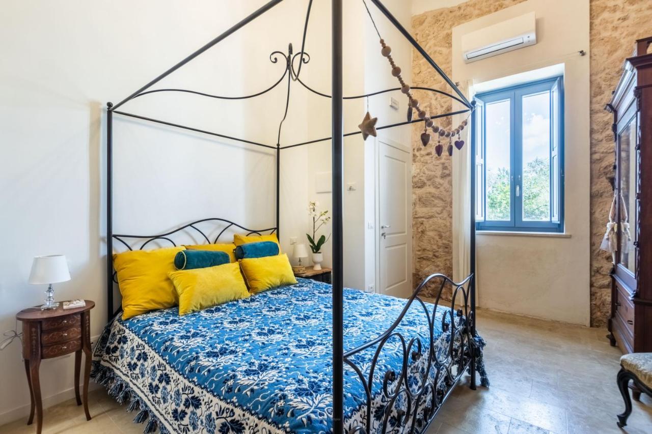 Michael Garden Bed and Breakfast Noto Eksteriør billede