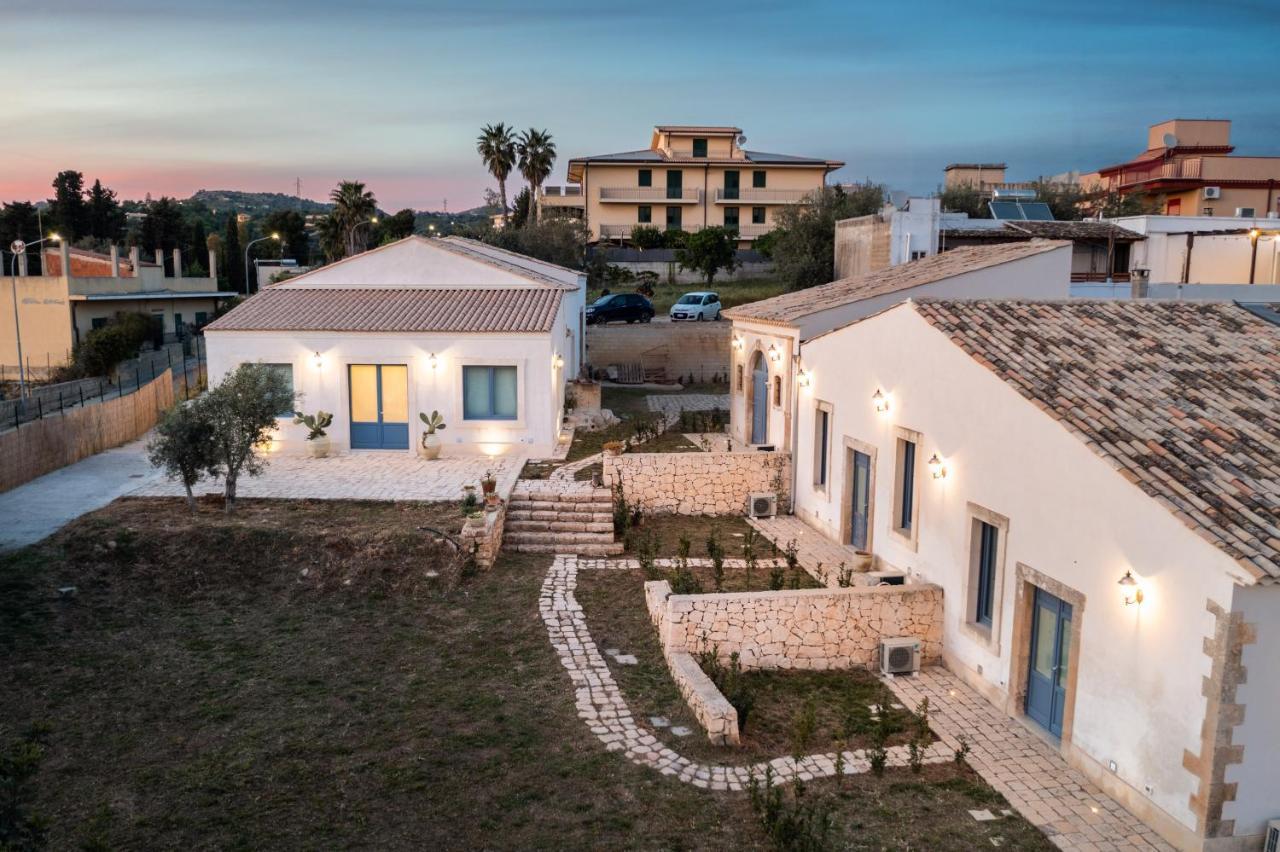 Michael Garden Bed and Breakfast Noto Eksteriør billede